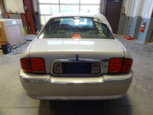 Load image into Gallery viewer, Park Lamp Light  LINCOLN LS 2001 - NW81678
