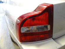 Load image into Gallery viewer, HEADLIGHT LAMP ASSEMBLY Volvo S80 99 00 01 02 03 04 05 06 Left - NW103811
