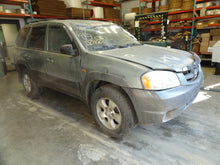 Load image into Gallery viewer, Fog Light Mazda Tribute 2001 01 2002 02 2003 03 2004 04 - NW82959
