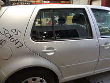 Load image into Gallery viewer, SPEEDOMETER CLUSTER Volkswagen Golf 2004 04 2005 05 2006 06 07 Auto - NW162128
