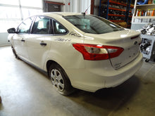 Load image into Gallery viewer, INFO SCREEN Ford Focus 2012 12 - NW104459
