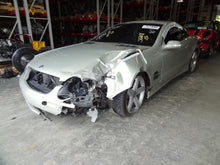 Load image into Gallery viewer, Rear Quarter Glass Mercedes-Benz SL500 2003 - NW130919
