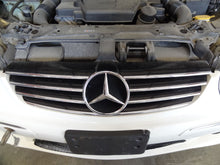Load image into Gallery viewer, Radio Mercedes CLK320 C240 C320 C32 2001 01 2002 02 2003 03 2004 04 2005 05 - NW139117
