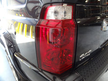 Load image into Gallery viewer, RADIATOR FAN ASSEMBLY Grand Cherokee Commander 2005 05 2006 06 07 08 - NW63448
