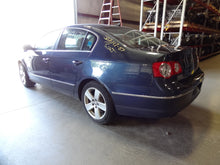 Load image into Gallery viewer, ECU ECM COMPUTER Volkswagen Passat 2007 07 - NW62890
