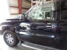 Load image into Gallery viewer, Computer Cadillac Escalade 2004 - NW26254
