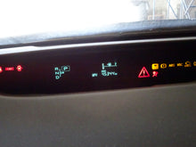 Load image into Gallery viewer, Radio Toyota Prius 2006 06 2007 07 2008 08 2009 09 Am Fm CD - NW139924
