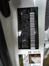 Load image into Gallery viewer, INFO SCREEN Toyota Avalon 2005 05 2006 06 2007 07 - NW105916
