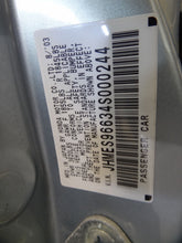 Load image into Gallery viewer, Radio Honda Civci 2004 04 2005 05 Am Fm CD Sedan Hybrid - NW137591
