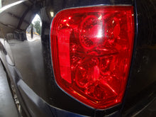 Load image into Gallery viewer, HEADLIGHT LAMP ASSEMBLY Honda Pilot 2003 03 2004 04 2005 05 Right - NW519267
