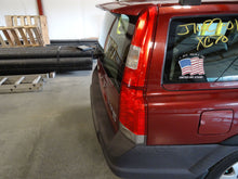Load image into Gallery viewer, HEADLIGHT LAMP ASSEMBLY Volvo C70 S70 V70 XC70 01 02 03 04 Right - NW103791
