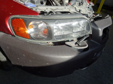 Load image into Gallery viewer, HEADLIGHT LAMP ASSEMBLY Volvo C70 S70 V70 XC70 01 02 03 04 Right - NW103791
