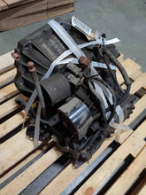 Load image into Gallery viewer, RADIO 240SX Infiniti G20 1994 94 1995 95 96 AM FM CD - NW136968
