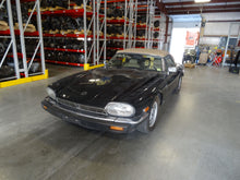 Load image into Gallery viewer, SIDE MARKER LAMP LIGHT Jaguar XJS 1976-1991 Fender Mounted Left - NW82827
