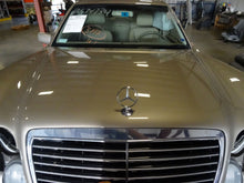 Load image into Gallery viewer, SPEEDOMETER CLUSTER Mercedes E320 E430 1999 99 - NW344635
