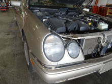 Load image into Gallery viewer, SPEEDOMETER CLUSTER Mercedes E320 E430 1999 99 - NW344635
