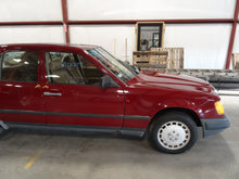 Load image into Gallery viewer, ECU ECM Computer  MERCEDES 260E 1987 - NW106104
