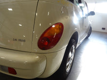 Load image into Gallery viewer, FOG LAMP LIGHT Chrysler PT Cruiser 01 02 03 04 05 Right - NW81660
