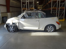 Load image into Gallery viewer, FOG LAMP LIGHT Chrysler PT Cruiser 01 02 03 04 05 Right - NW81660
