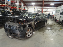 Load image into Gallery viewer, FENDER BMW 525i 545i 550i 528i 2004 04 05 06 07 08 09 10 Right - NW76290
