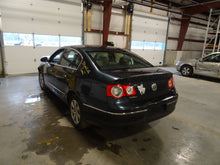 Load image into Gallery viewer, RADIO Jetta Passat 2005 05 2006 06 2007 07 2008 08 - NW140175

