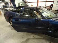 Load image into Gallery viewer, AMPLIFIER Chevrolet Corvette 97 98 99 00 01 02 03 04 - NW134726
