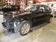 Load image into Gallery viewer, Parklamp BMW 323i 328i 330i 99 00 01 02 03 - 06 Right - NW82021
