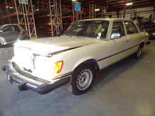 Load image into Gallery viewer, POWER STEERING PUMP Mercedes 450Se 450SEL 1972 72 1973 73 74 75 76 77 - 80 - NW163893
