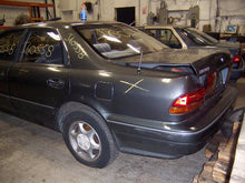 Load image into Gallery viewer, WIPER MOTOR MITSUBISHI DIAMANTE 1992 93 94 95 96 - 12782
