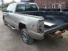 Load image into Gallery viewer, [INVENTORYCAR_YEAR_MAKE_MODEL] TRANSMISSION 4X4 - CTL297687
