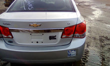 Load image into Gallery viewer, GRILLE Chevrolet Cruze 2011 11 2012 12 2013 13 2014 14 - CTL280493
