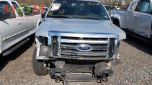 Load image into Gallery viewer, TRANSFER CASE F150 Pickup F150 Raptor Pickup Raptor 09 10 11 - MM1548761
