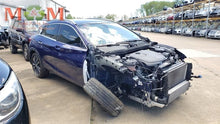 Load image into Gallery viewer, Transfer Case  INFINITI QX30 2018 - MM1561398
