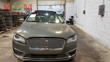 Load image into Gallery viewer, Transfer Case Lincoln MKZ 2017 - MM1601067

