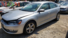 Load image into Gallery viewer, ECU ECM COMPUTER Volkswagen Passat 2015 15 - MM1634816
