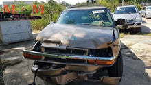 Load image into Gallery viewer, ALTERNATOR S10 S15 Sonoma Blazer 2001 01 02 03 04 05 - MM1648588
