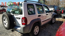 Load image into Gallery viewer, AC A/C AIR CONDITIONING COMPRESSOR Jeep Liberty 02 03 04 05 - MM1745937
