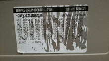 Load image into Gallery viewer, TAIL LIGHT LAMP ASSEMBLY Suburban 1500 Suburban 2500 Tahoe 04-06 Left - CTL159450
