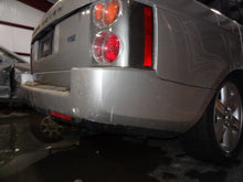 Load image into Gallery viewer, FOG LAMP LIGHT Range Rover 03 04 05 Bumper Mounted Right - NW83397
