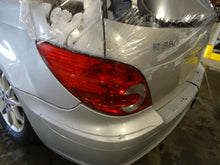 Load image into Gallery viewer, HEADLIGHT LAMP ASSEMBLY R320 R350 R500 R63 06 07 08 09 10 Left - NW103426
