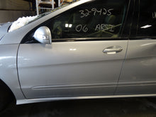 Load image into Gallery viewer, HEADLIGHT LAMP ASSEMBLY R320 R350 R500 R63 06 07 08 09 10 Left - NW103426
