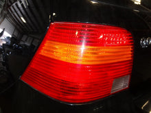 Load image into Gallery viewer, RADIO VW GOLF JETTA PASSAT 2001 01 02 03 04 05 AM FM CD - NW140094
