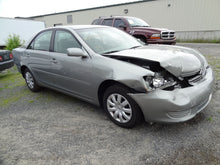 Load image into Gallery viewer, CD PLAYER RADIO Toyota Camry 2005 05 2006 06 - NW139856

