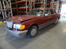 Load image into Gallery viewer, PARKLAMP Mercedes 300D 380SE 500SEL 81 82 83 - 91 Left - NW83273
