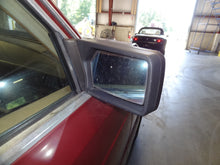Load image into Gallery viewer, PARKLAMP Mercedes 300D 380SE 500SEL 81 82 83 - 91 Left - NW83273
