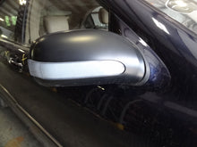 Load image into Gallery viewer, FRONT DOOR GLASS S430 S500 S600 S55 2000 00 01 02 03 04 05 06 Left - NW75669
