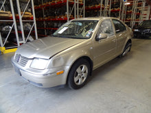 Load image into Gallery viewer, PARKLAMP Volkswagen Jetta Golf 1999 99 2000 00 2001 01 02 03 04 05 06 07 Right - NW83668
