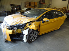 Load image into Gallery viewer, RADIO CONTROLS Ford Fiesta 2011 11 2012 12 2013 13 - NW231877
