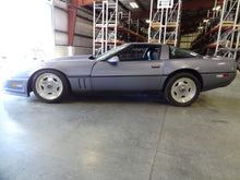 Load image into Gallery viewer, Radiator Fan Assembly Chevrolet Corvette 1990 - NW63382
