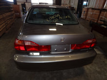 Load image into Gallery viewer, CASSETTE PLAYER ACCORD CIVIC PRELUDE 1998 - 04 - NW137503
